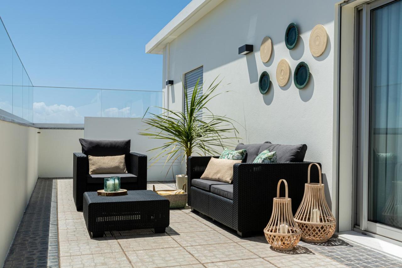 Terrace *